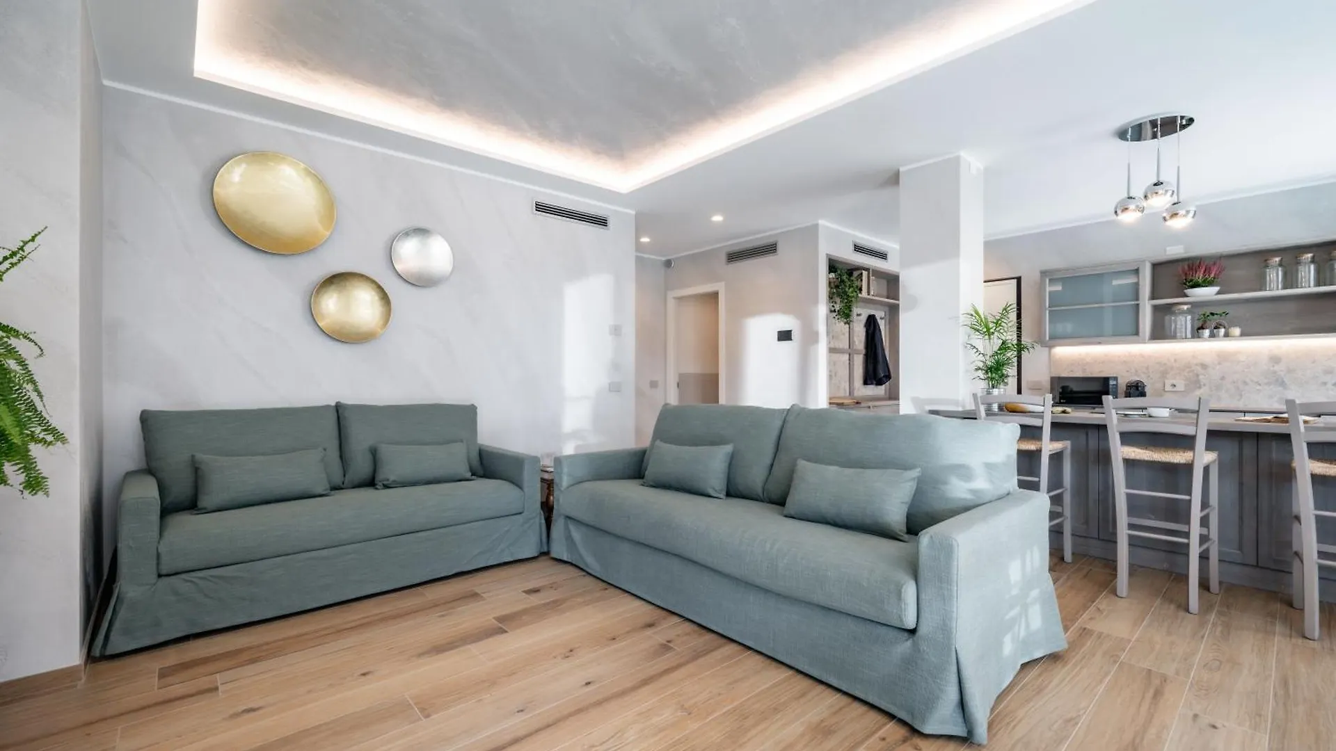 Villa Sunrise - Luxury Property With Pool & Large Private Garden, Few Steps From The Beach, Ideal For Families And People With Mobility Issues Dervio 0*,