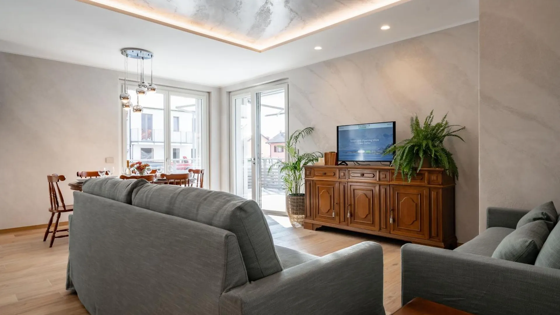 Villa Sunrise - Luxury Property With Pool & Large Private Garden, Few Steps From The Beach, Ideal For Families And People With Mobility Issues Dervio