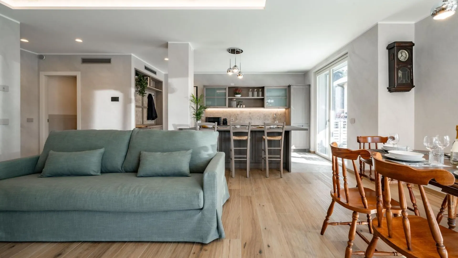 Villa Sunrise - Luxury Property With Pool & Large Private Garden, Few Steps From The Beach, Ideal For Families And People With Mobility Issues Dervio Itália