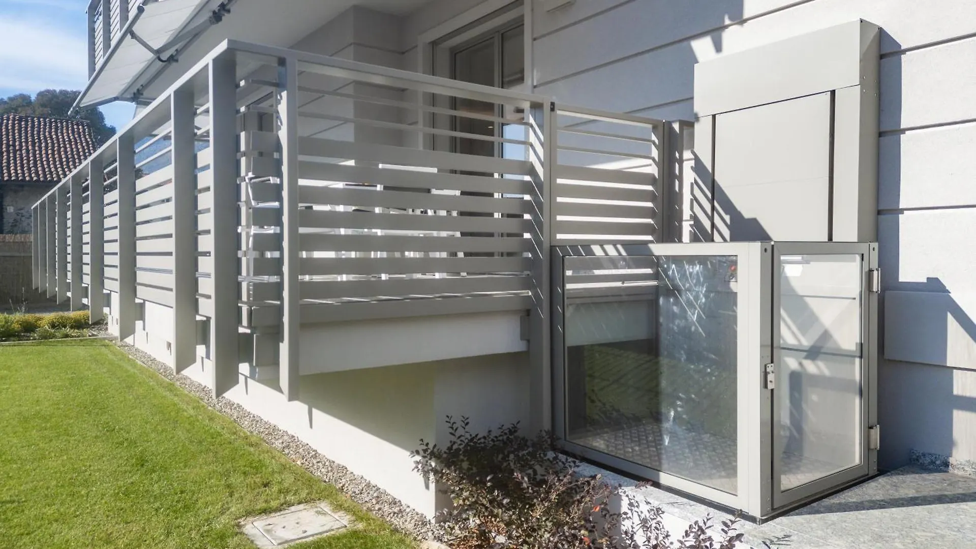 Villa Sunrise - Luxury Property With Pool & Large Private Garden, Few Steps From The Beach, Ideal For Families And People With Mobility Issues Dervio 0*,  Itália