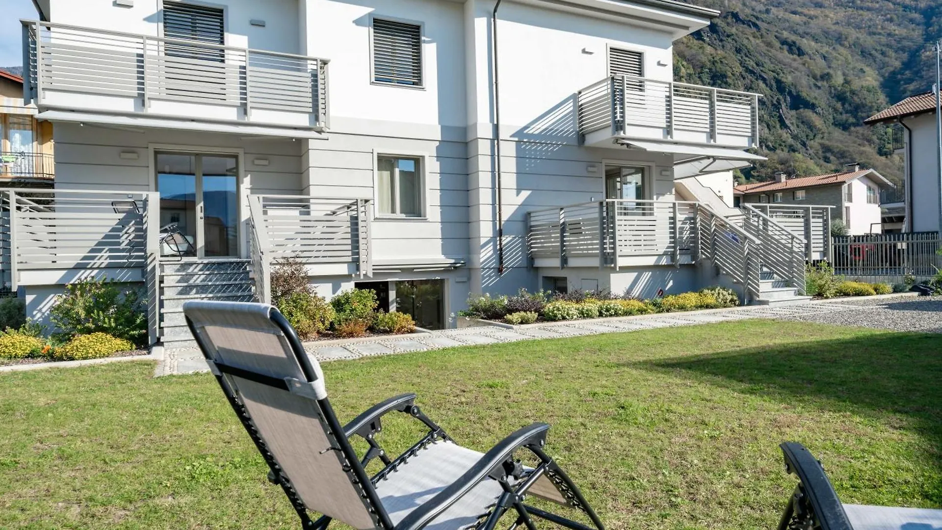 Villa Sunrise - Luxury Property With Pool & Large Private Garden, Few Steps From The Beach, Ideal For Families And People With Mobility Issues Dervio Itália